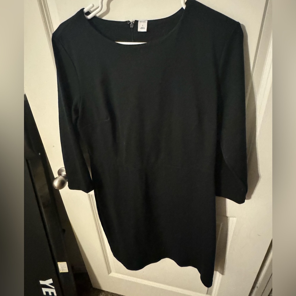 Black 3/4 sleeve knee-length, structured sheath dress, size Large